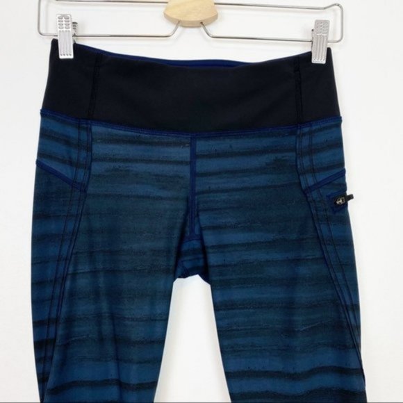 Lululemon | Top Speed Crops Good Vibes Deep Navy Black Size 4 - Picture 3 of 9